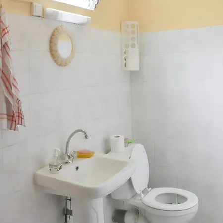 Tatil Evi Maison Conviviale Avec Vue Sur La Montagne A Sainte-Maxime