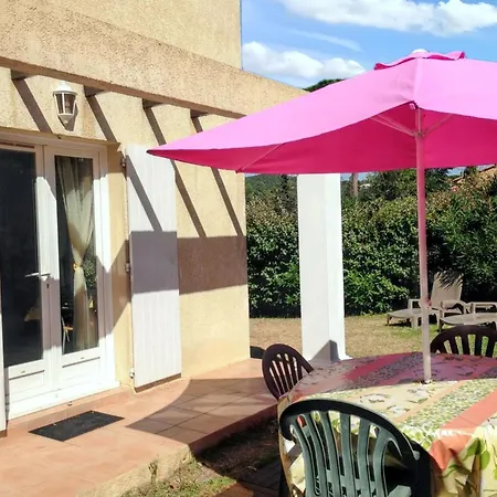 Ferienhaus Maison Conviviale Avec Vue Sur La Montagne A Sainte-Maxime