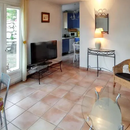 Maison Conviviale Avec Vue Sur La Montagne A * Sainte-Maxime
